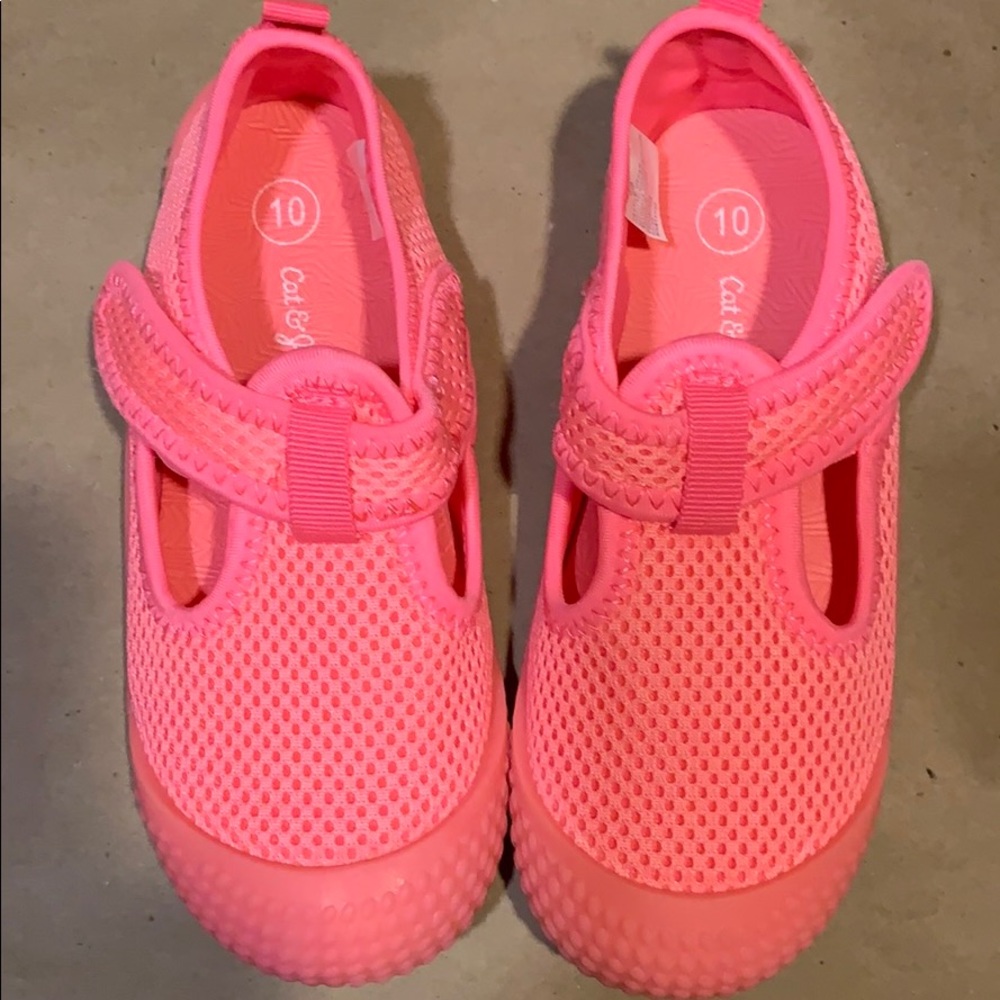 Girls Cat & Jack slip on shoes size 10